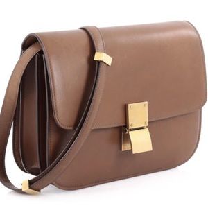 Meet your Posher, Ella